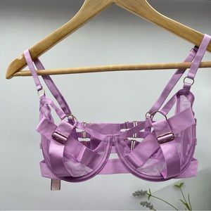 Victoria's Secret Very Sexy Strappy Unlined Balconet Bra in lilac size 34D NEW
